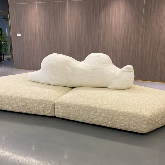 乳白色沙发